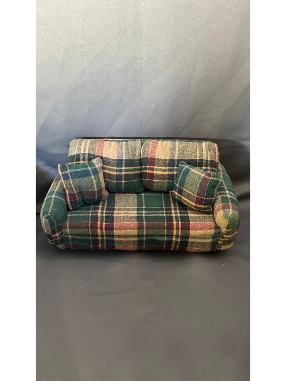 Miniature 1:6 Plaid Living Room Set With Sofa Chair Ottoman Tables & Black Baby - Picture 5 of 11